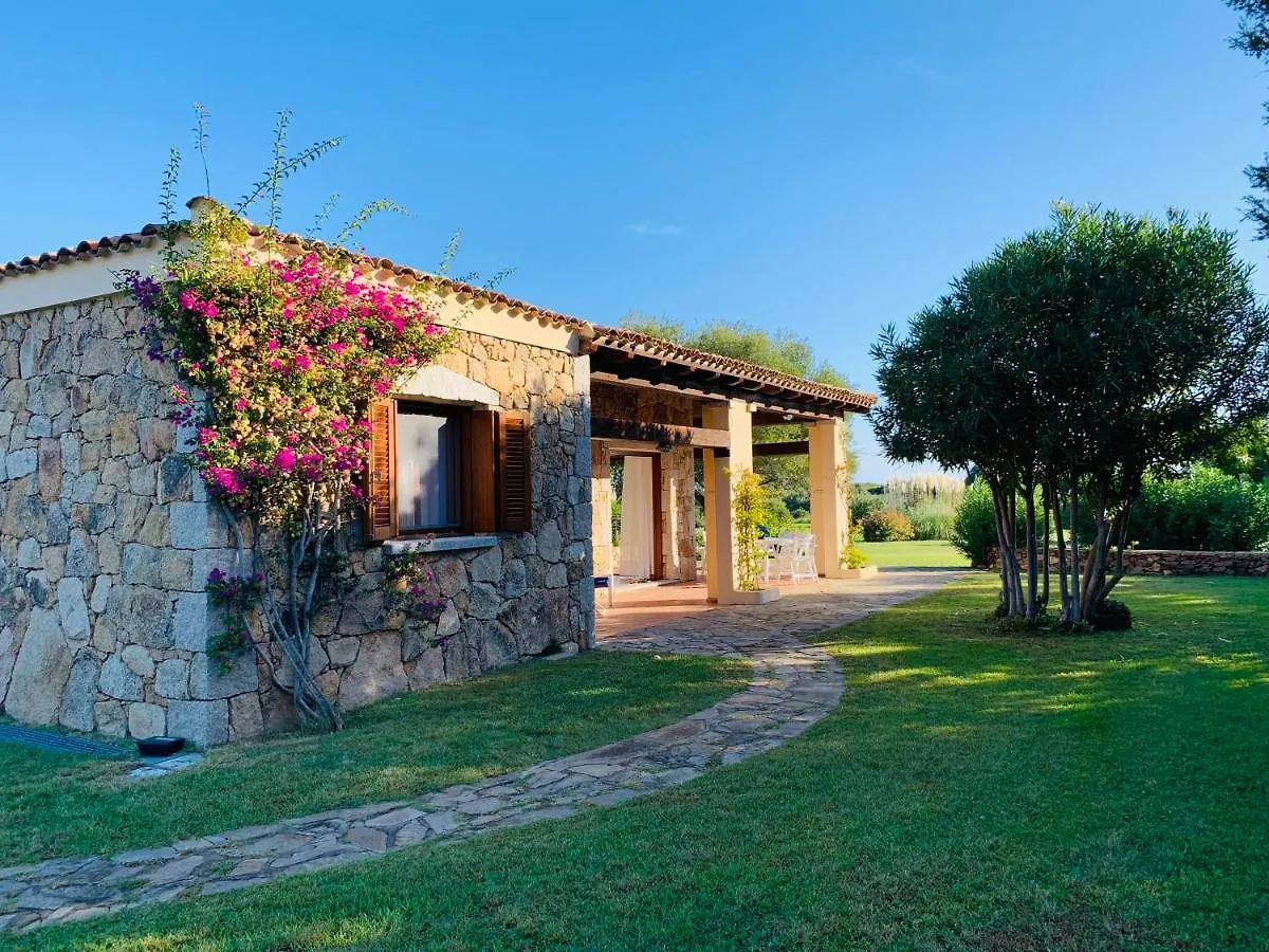 Bouganvilla By The Beach - San Teodoro 1 سان تيودورو