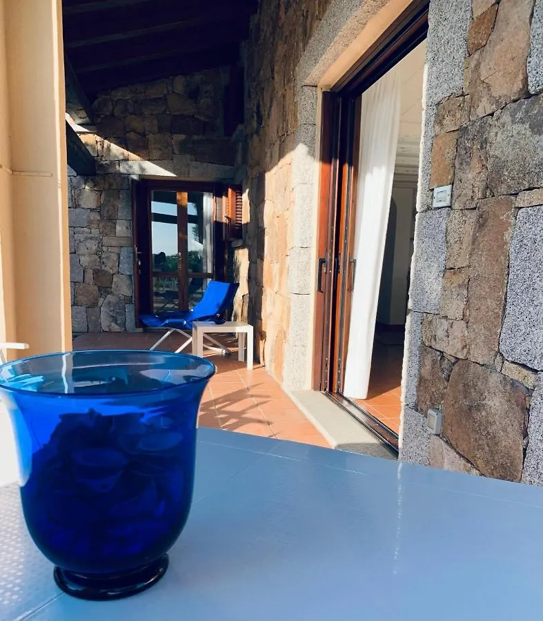 فيلة Bouganvilla By The Beach - San Teodoro 1
