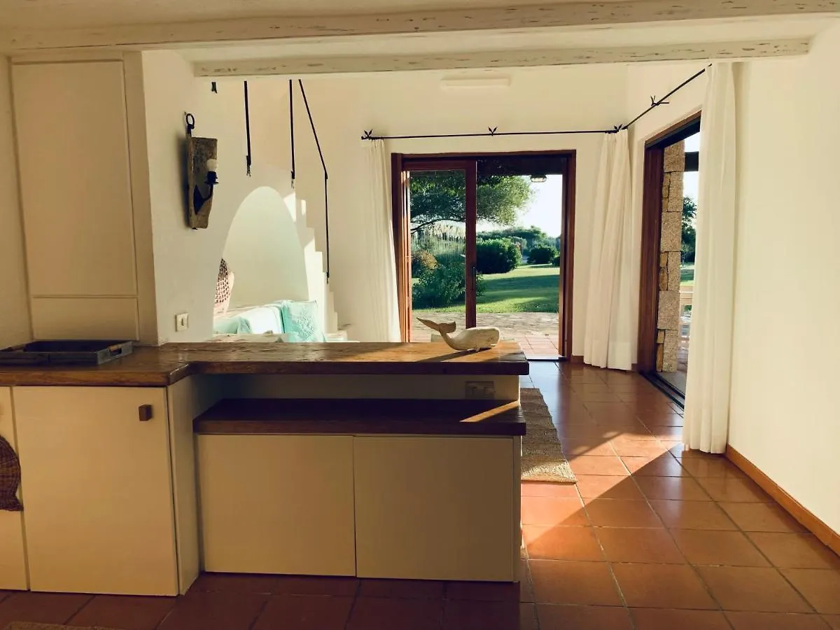 Bouganvilla By The Beach - San Teodoro 1 0*, San Teodoro (Sardinia)